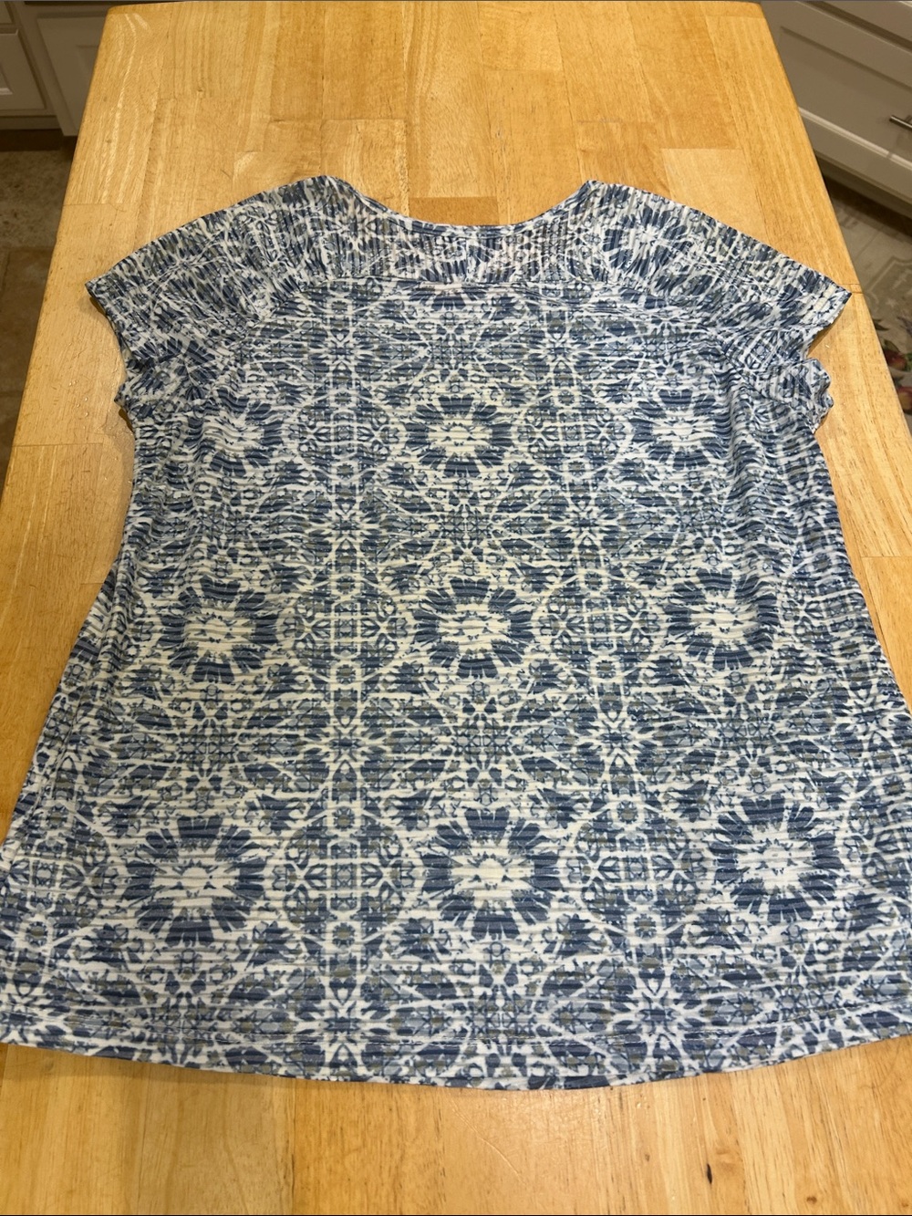 Aventura Blue and White Short-Sleeve Patterned Top - Picture 15 of 15